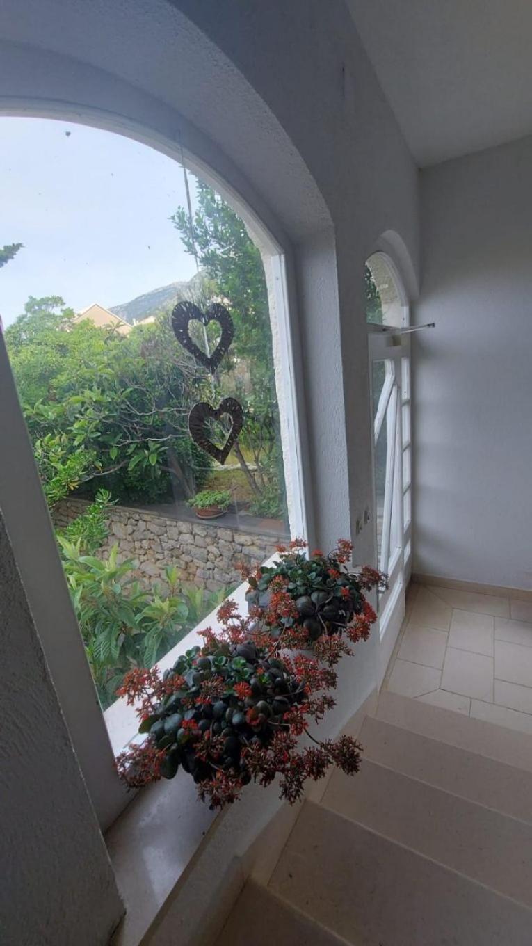 Apartment Brane Bol Bagian luar foto