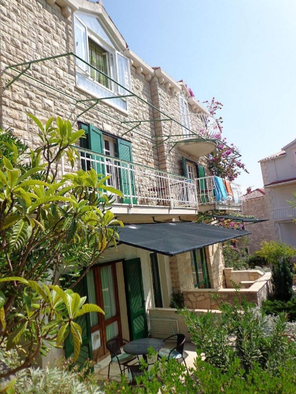 Apartment Brane Bol Bagian luar foto