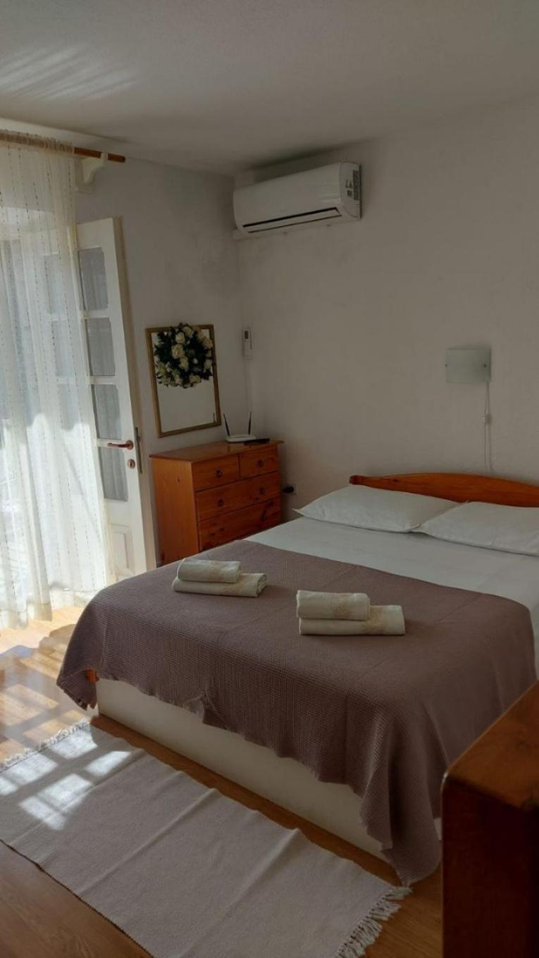 Apartment Brane Bol Bagian luar foto
